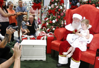 Notícia - Papai Noel chega em grande estilo ao Nações Shopping