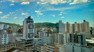 Notícia - Temperatura máxima deve chegar a 34°C em Criciúma nesta quarta