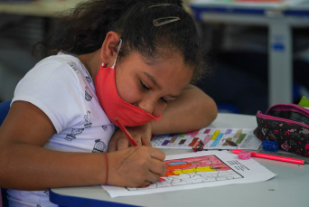 Notícia - Covid-19: Uso de máscaras nas escolas é mantido em Araranguá