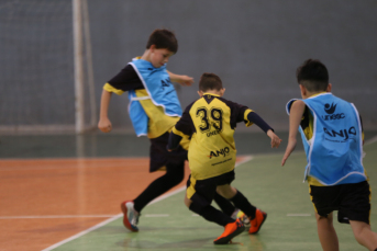 Notícia - Anjos do Futsal renova parceria com 14 municípios para 2019