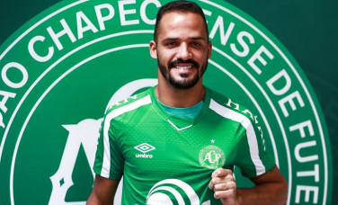 Notícia - Chapecoense apresenta Anselmo Ramon e terá folha de R$ 800 mil