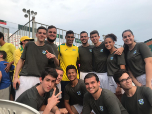 Notícia - Bastidores: os boleiros da Copa Davis