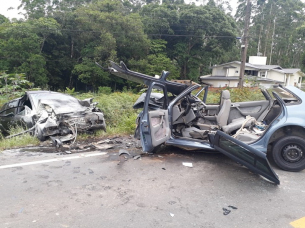 Notícia - Colisão frontal provoca uma morte e cinco feridos em Urussanga 