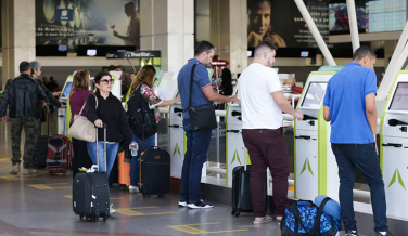 Notícia - Decisão que permite cobranças por bagagens em aviões é mantida pelo STJ