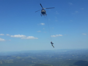 Notícia - Alpinista morre e outro fica preso em paredão na Serra (VIDEO)