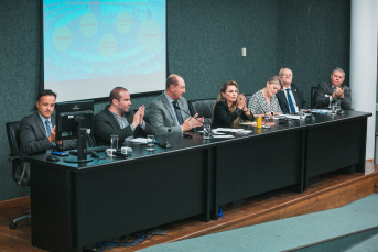 Notícia - Comitê de Segurança nas Escolas é instalado na Assembleia e cria grupos temáticos