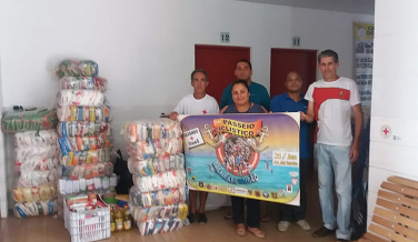 Notícia - Cras do Rincão recebe 895 kg de alimentos