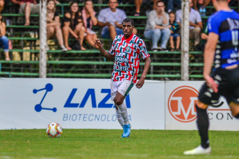 Notícia - Alison, lateral do Concórdia, pode entrar na mira do Tigre