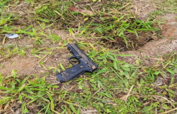 Notícia - Pistolas são encontradas abandonadas no Morro dos Conventos, em Araranguá