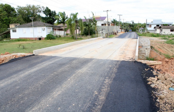 Notícia - Prefeitura conclui obras de asfaltamento na Primeira Linha