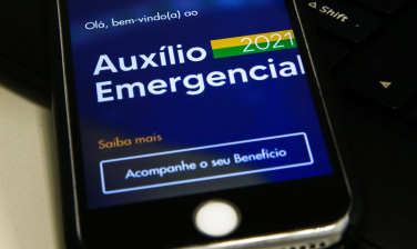 Notícia - Caixa paga auxílio emergencial a nascidos em março