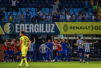 Notícia - De olho no adversário: após mudanças na equipe, Avaí conquista a primeira vitória na Série B