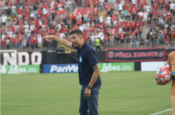 Notícia - Time da Série C anuncia Bolívar como técnico