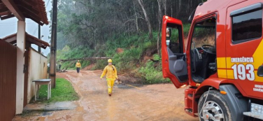 Notícia - Equipes mobilizadas para atender famílias afetadas pela chuva no estado