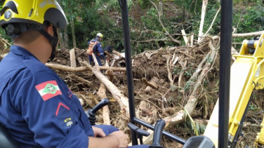 Notícia - Corpo de Bombeiros reforça efetivo para atuação em Presidente Getúlio nesta semana