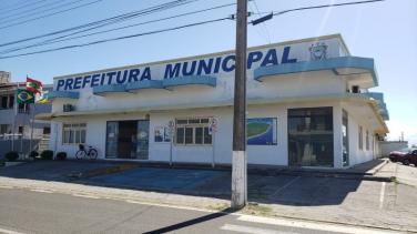 Notícia - Balneário Arroio do Silva: Ponto facultativo na segunda e terça-feira de carnaval