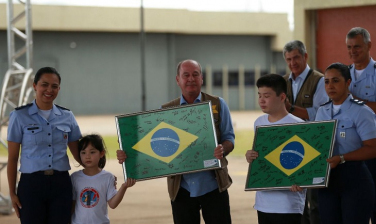 Notícia - Coronavírus: brasileiros deixam quarentena na Base Aérea de Anápolis