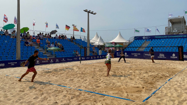 Notícia - Beach Tennis: Definida a final de duplas mistas no Rincão 