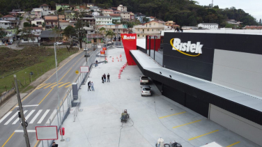 Notícia - Bistek inaugura 19ª loja