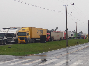 Notícia - Novas manifestações são registradas na BR-101 Sul  (VÍDEO)