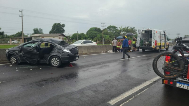 Notícia - Mulher morre em capotamento na BR-101