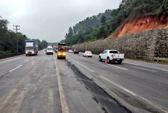 Notícia - Confira a situação das rodovias federais em SC