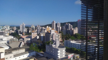 Notícia - Quinta-feira com temperatura elevada e tempo bom em Criciúma e região