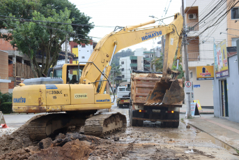 Notícia - Governo do Estado ainda não está pagando os municípios, diz prefeito de Criciúma