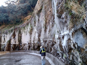 Notícia - Congelamento da pista fecha tráfego na Serra do Rio do Rastro