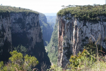 Notícia - Unesco reconhece o Geoparque Caminhos dos Cânions do Sul (VÍDEO)