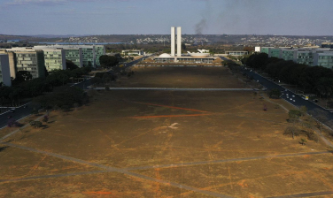 Notícia - Brasil: 2023 terá nove feriados nacionais e cinco pontos facultativos