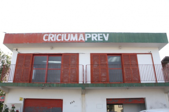 Notícia - Câmara vota parcelamento da dívida do Criciumaprev na próxima sessão