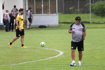 Notícia - Em busca de um novo campeonato 