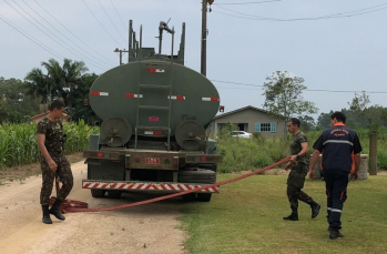 Notícia - Mais de 36 mil litros de água potável já foram entregues em Içara