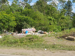 Notícia - Acesso a ponto turístico vira depósito de lixo