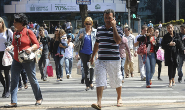 Notícia - Taxa de desemprego fica em 12,2% no primeiro trimestre do ano