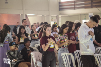 Notícia - Com fé e animação, juventude católica se une na 28ª edição do Vinde e Vede