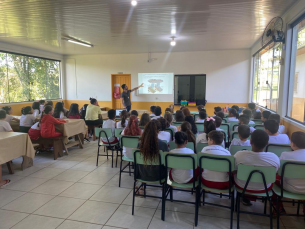 Notícia - No Dia Mundial da Água, uma dose de conscientização aos pequenos