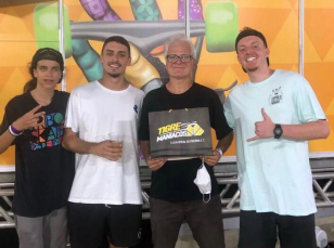 Notícia - STU National: Lenda do skate recebe camisa oficial do Tigre