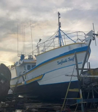 Notícia - Garopaba: cinco tripulantes do barco que naufragou são resgatados