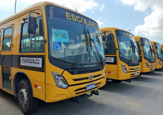 Notícia - Maior investimento em transporte escolar segue com entrega de mais 40 ônibus em Santa Catarina