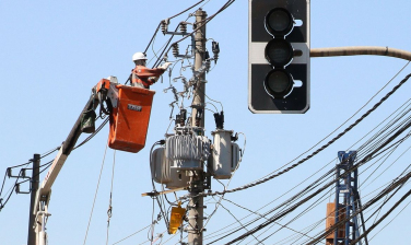 Notícia - Governo anuncia fim da tarifa extra para consumidores de energia