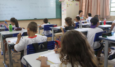 Notícia - Educação estabelece semana de recesso dedicada a servidores nas escolas estaduais