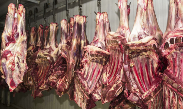 Notícia - China retoma importação de carne brasileira