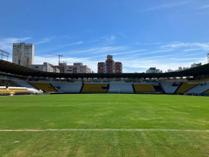 Notícia - Criciúma x Londrina - Tigre defende tabu contra o Tubarão para voltar ao G-4