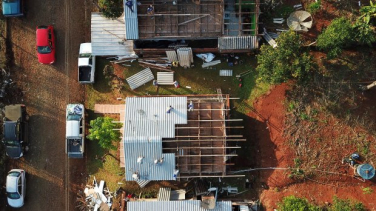 Notícia - Defesa Civil confirma que cidade do Extremo Oeste foi atingida por um tornado