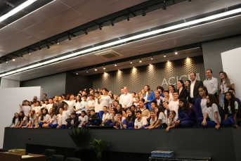 Notícia - Escolas são apadrinhadas por empresários na ACIC