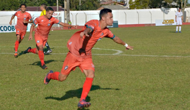 Notícia - Sem vencer a quatro jogos, Próspera recebe o Inter de Lages