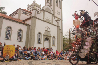 Notícia - Grupos do Brasil e Argentina estão inscritos no 4º Festival Nacional de Teatro Revirado