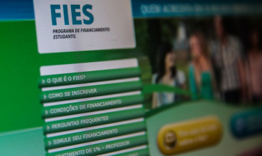 Notícia - Fies: pré-selecionados têm até sexta-feira para complementar inscrição